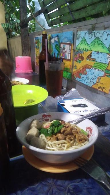 MIE AYAM PAK MINO