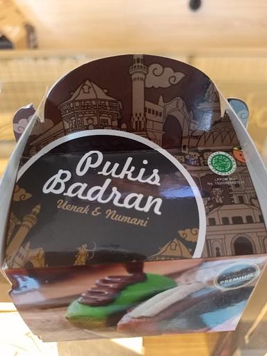 PUKIS BADRAN