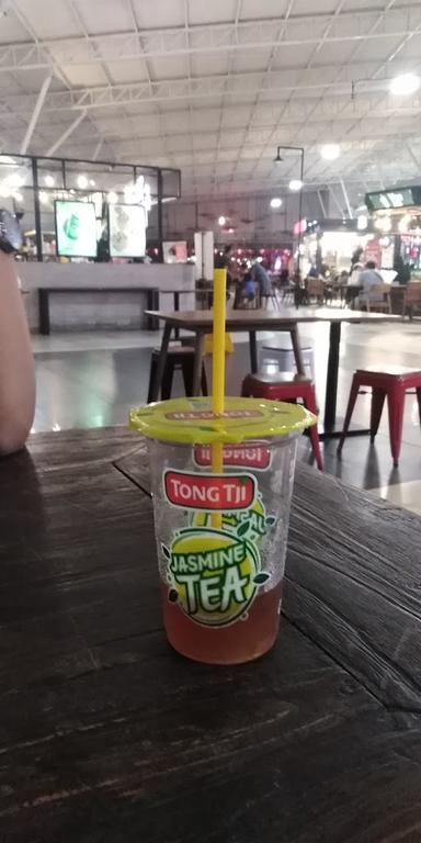 TONG TJI TEA BAR