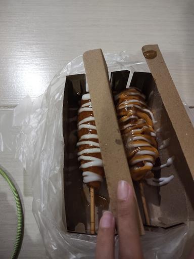 ALPUKAT NGOCOL & KOREAN CORNDOG