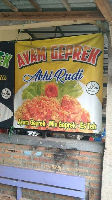 AYAM GEPREK AKHI RUDI