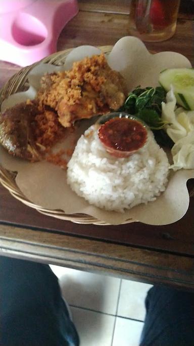 AYAM GORENG TULANG LUNAK MANGGA DUA