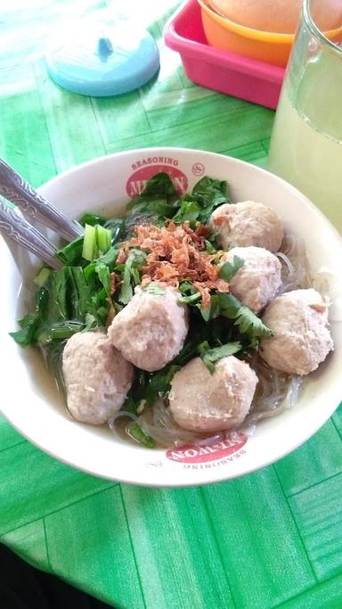 BAKSO MIE AYAM OJO LALI