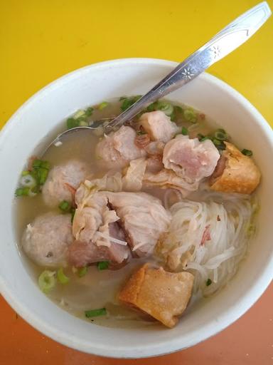 BAKSO PAK ARI