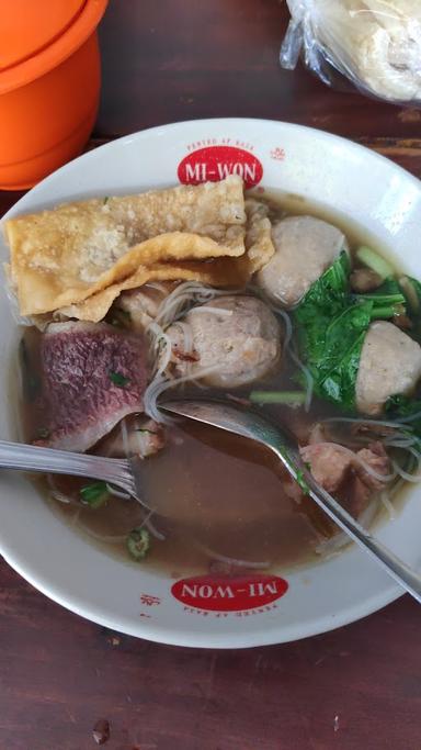 BAKSO PAK SAINO