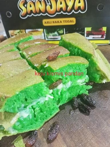 MARTABAK SANJAYA BANYUANYAR