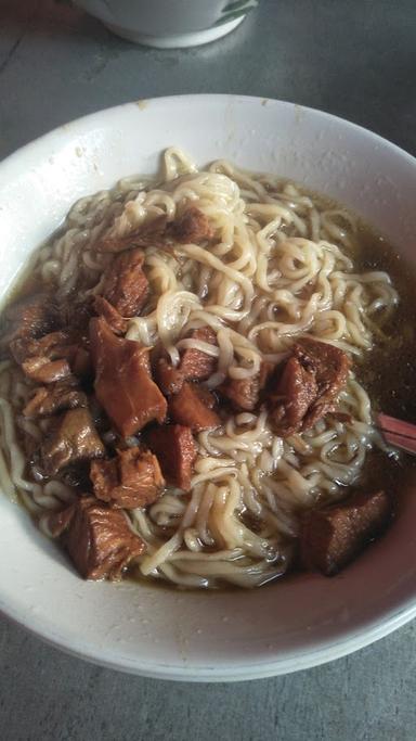 MIE AYAM & BAKSO MORO SENENG PAK WARMAN