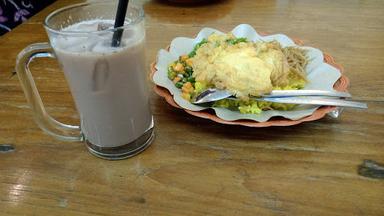 NASI KUNING BANG RO