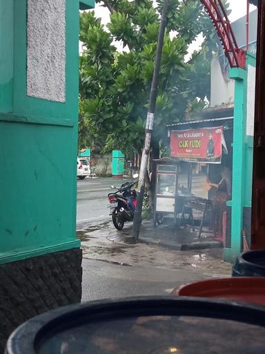 SATE AYAM MADURA CAK YUDI