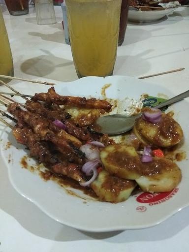 SATE AYAM PAK DUL