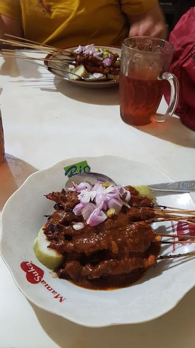 SATE AYAM PAK DUL