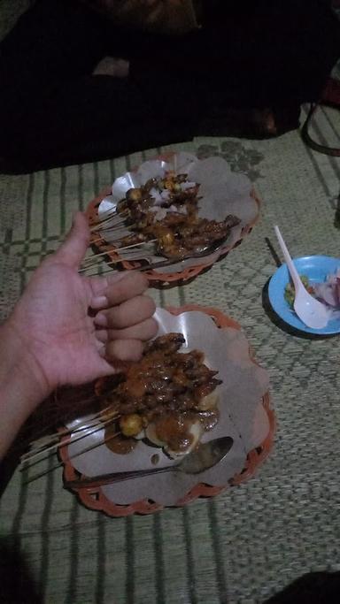 SATE AYAM PAK SIRI SOLO