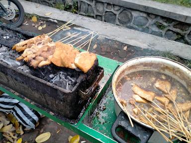 SATE KERE PASAR BURUNG