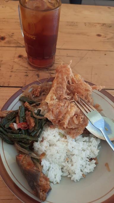 WARUNG KAK ROSE