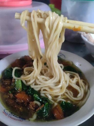 WARUNG MIE AYAM PAK MARIYO