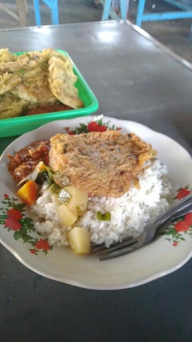 WARUNG MAKAN MADURA IBU ROMLAH