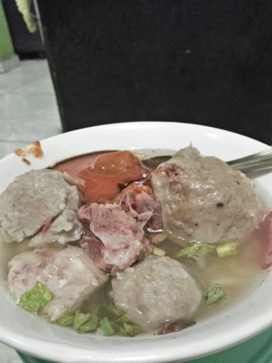 WARUNG MAKAN BAKSO SOLO