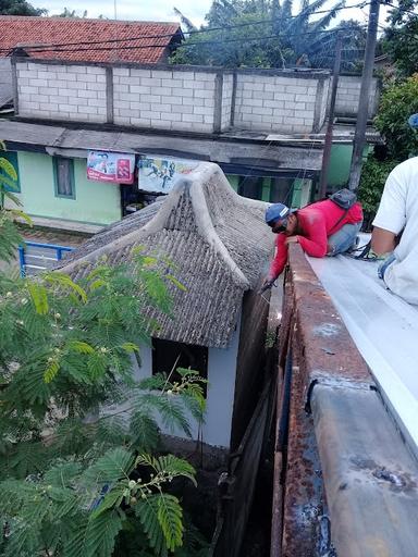 WARUNG MAKAN IBU ISTI