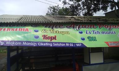 WARUNG SOTO & MIE AYAM POJOK