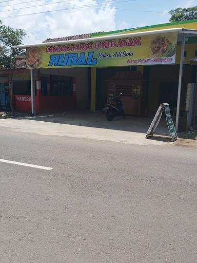 PONDOK BAKSO & MIE AYAM RUDAL