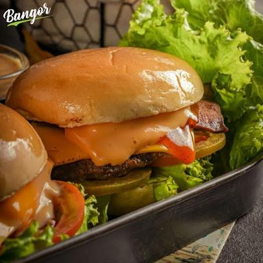 BURGER BANGOR JEBUGAN BANTUL