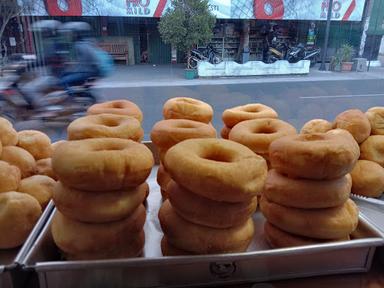 DONAT KENTANG & ROTI GORENG 57