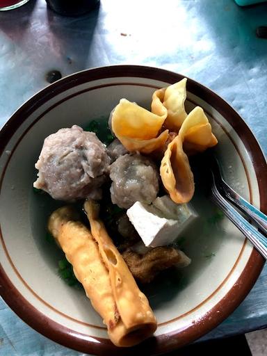 BAKSO REMAJA CAK SIS