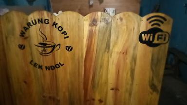 WARUNG KOPI LEK NDOL