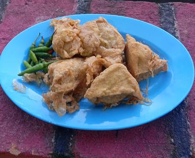 AYAM GEPREK JAHAT BANYUBIRU