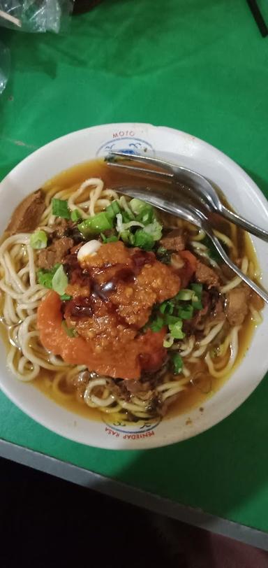 MIE AYAM BAKSO CONDONG RAOS