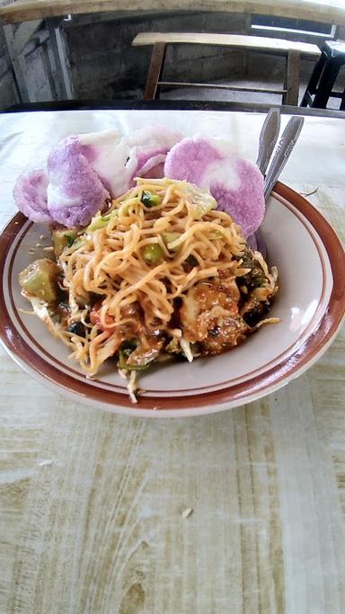 PONDOK GADO - GADO RAHAYU