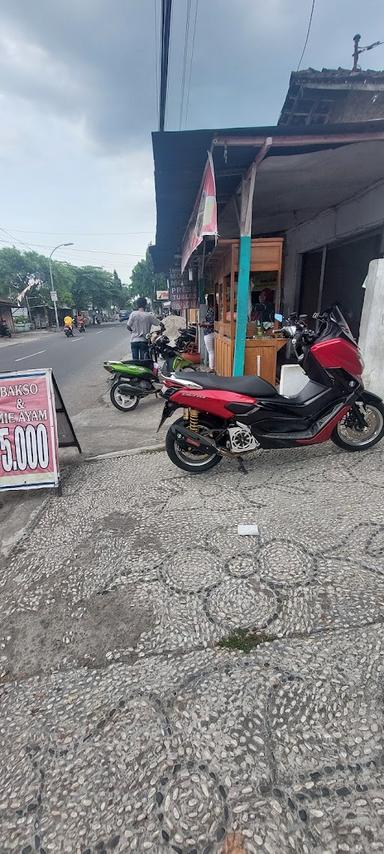 BAKSO MAK NYUS