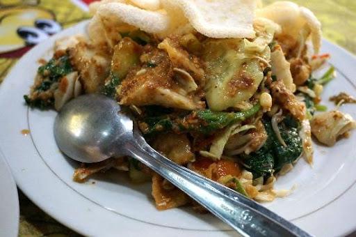 WARUNG LOTEK GADO-GADO MBA SRI PENGGING