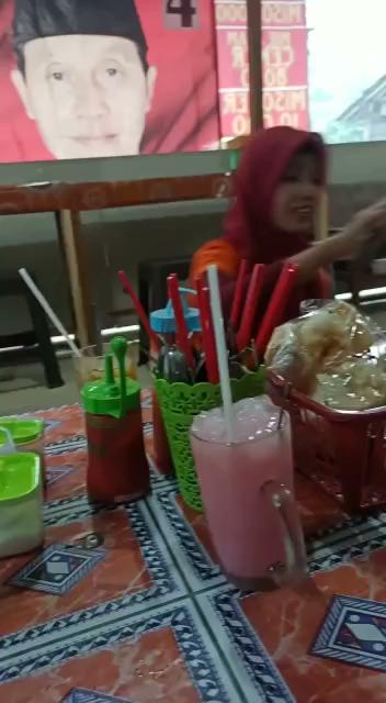 WARUNG MIE AYAM & BAKSO 6000  BU SITI HERMAN 