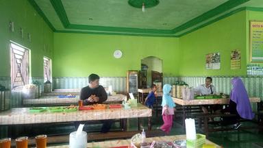 WARUNG SOTO BU GINEM