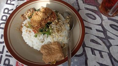 WARUNG SOTO MBAK KETUT