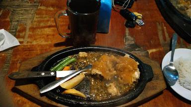 WARUNG STEAK SOR PELEM