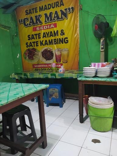 SATE AYAM DAN KAMBING CAK MAN