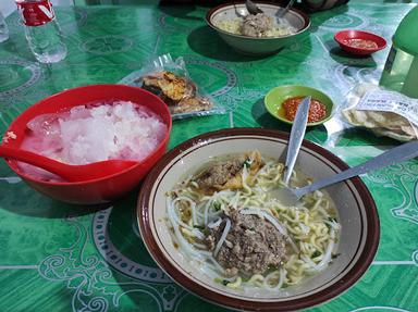 PAK UNTUNG BAKSO RESTAURANT