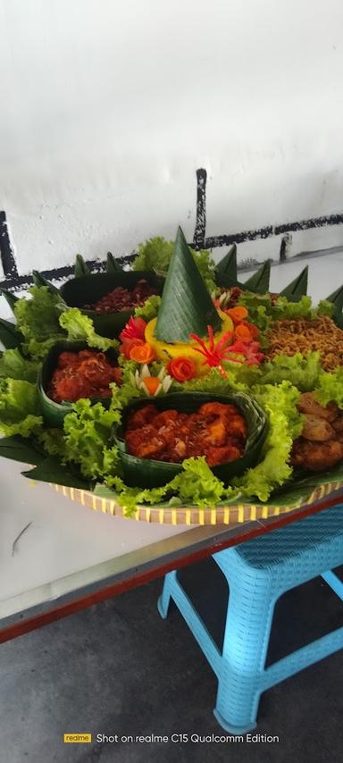 WARUNG IKAN BAKAR DAFIYAH