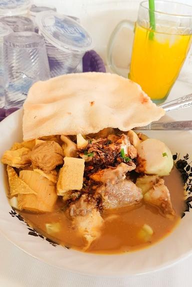 WARUNG RUJAK SOTO BU WARNI