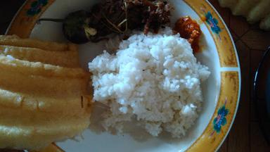 WARUNG NASI HEBOH