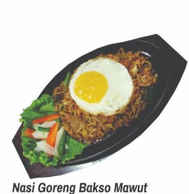 BAKMI AYANK PANGSIT