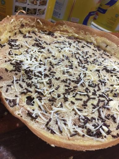 MARTABAK MANIS FAVORIT