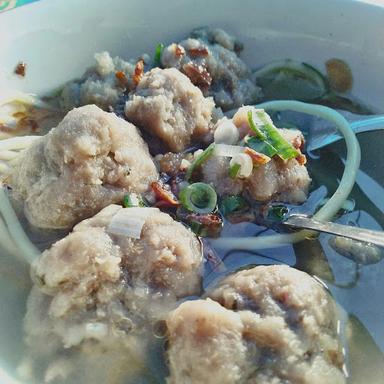 MIE AYAM & BAKSO 7 RHOSO TIBAN