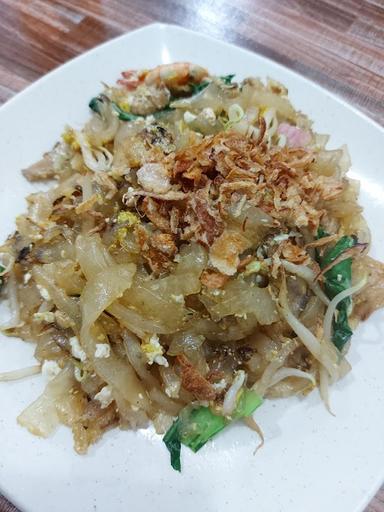 MIE PANGSIT YUW MIE MEDAN