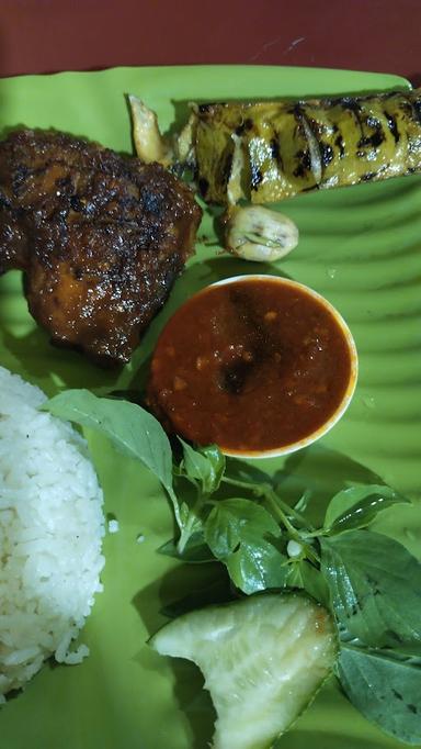 WARUNG NASI UDUK SELERA