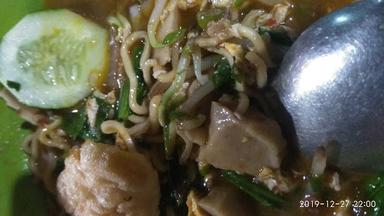 MIE AYAM & BAKSO TATIA