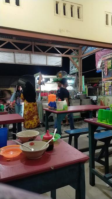 WARUNG BAKSO MAS SUBUR