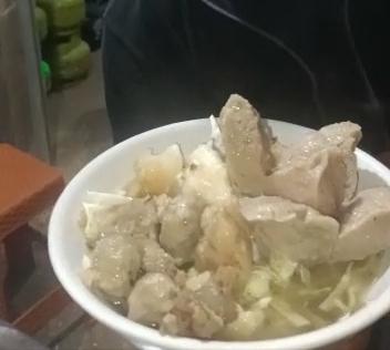 BAKSO & MIE AYAM FANIA